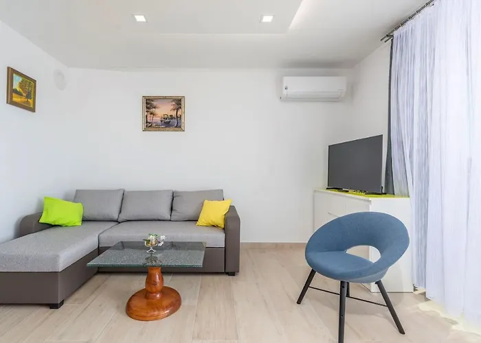 Blue Sea 招待所 波雷奇